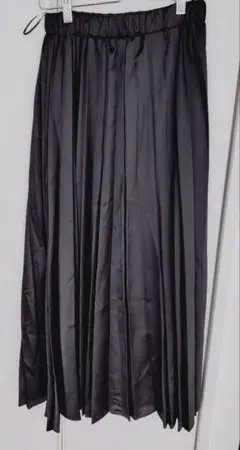 最終値下げ✨️URBAN RESEARCH プリーツサテンスカート