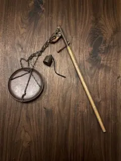 骨董・名品】明治期 木棹秤 棒秤 銅皿 分銅 秤量貳冠 大阪検定印 時代はかり