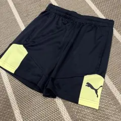 サッカーハーフパンツ　160cm PUMA