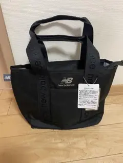 新品未使用　New Balance カートバッグ　保冷バッグ 保温バッグのサムネイル