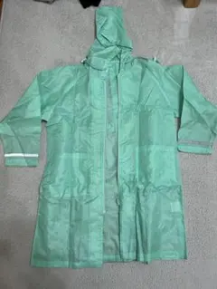 120サイズ　フード付きレインコート 反射材付き