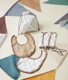 【新品・未開封】　ベビー　スタイ　抱っこ紐よだれカバー　ギフト　DOD キャンプ