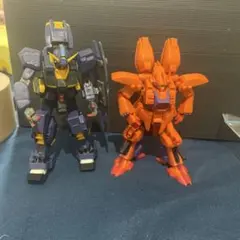 ロボットフィギュア 紫 オレンジ 2体セット