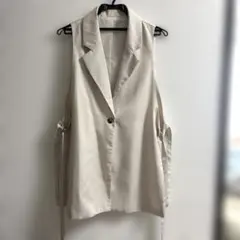 ベージュジレのサムネイル
