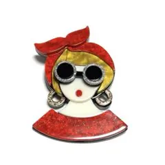 BR-217 ♡ アクリル ガール 女性 ブローチ ♡‬ メガネ 眼鏡 レッド