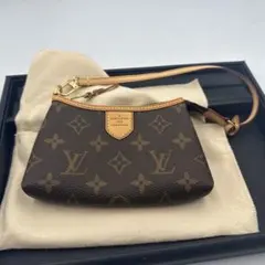 ②Louis Vuitton モノグラムポーチ　極美品