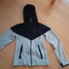 Nike フルジップ フード付きパーカー グレー/ブラック