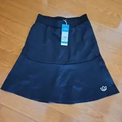 ☆adidas フレアスカート GN3144 ブラック Mサイズのサムネイル