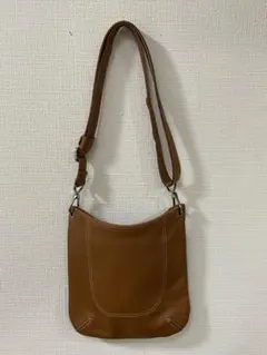 【美品】LONGCHAMP ロンシャン レザー ショルダーバッグ ブラウンのサムネイル