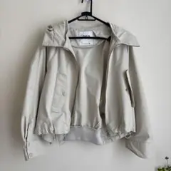 ZARA フード付きライトベージュジャケット M