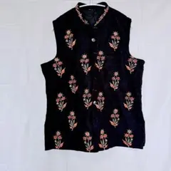 花柄刺繍【希少】ノースリーブベスト ブラック