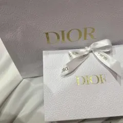 ディオール　バックステージ　フェイスグロウパレット ギフト包装