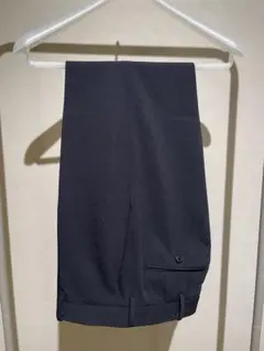 ユニクロ 感動パンツ ネイビー