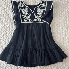 baby GAP ブラック刺繍ワンピース 18-24ヶ月