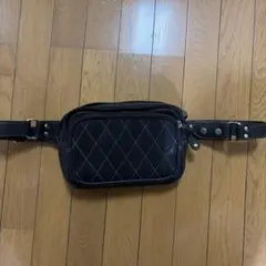 Schott レザーキルティング ボディバッグ ウエストポーチ - メルカリ