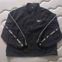 新品タグなし　Reebokのサムネイル