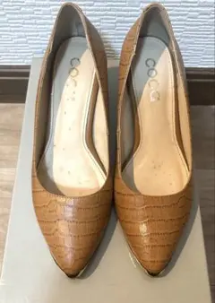 coca パンプス 22.0cm キャメル ローヒールのサムネイル