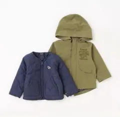 klädskåp フード付きコート オリーブ色　恐竜