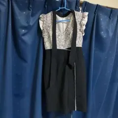 JEWELS タイトフィットドレス M ブラック・ホワイト