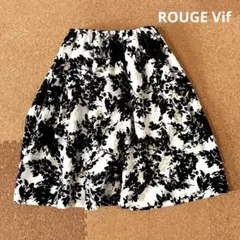 ROUGE Vif ⭐︎ フラワープリント フレアスカートのサムネイル
