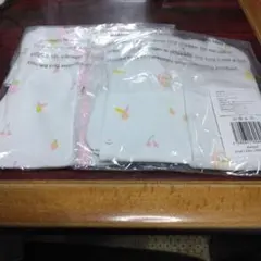 フルーツ柄ロンパース 1-3ヶ月 ホワイト・ピンク