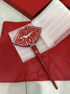 ⭐️値下げしました⭐️クリスチャンルブタン　リップ型ハンドミラー & 筆ケースのサムネイル