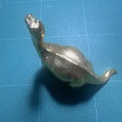 ゴールド恐竜の置物