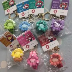 EXPO 2025 サンリオ ミャクミャク フロッキー ストラップ キーホルダー