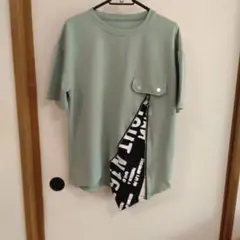 変形デザイン 半袖Tシャツ ジップ装飾付き