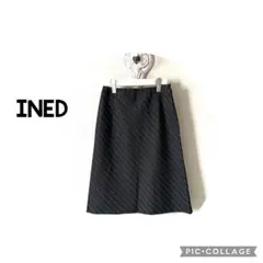INED ライン入　スカート　ブラック　日本製のサムネイル