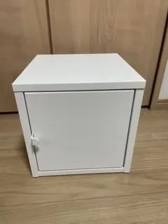 【美品】IKEA イケア LIXHULT リックスフルト ホワイトのサムネイル