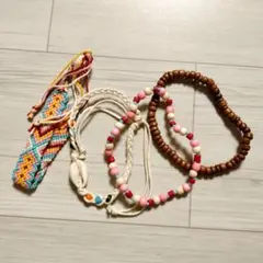 カラフルビーズと木製ブレスレット4点セット