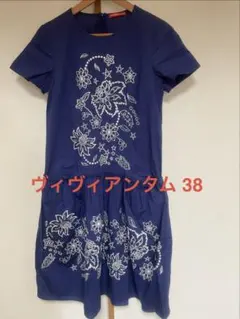 ⭐︎インポート⭐︎【ヴィヴィアンタム】スターフラワー テーブルクロスエンボス ドレスのサムネイル