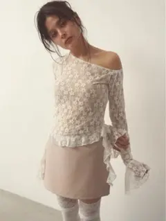 タイトミニスカート