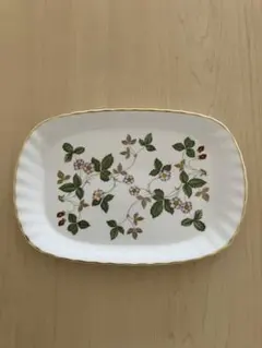 新品未使用　ウェッジウッド　ワイルドストロベリー　スパイラルトレイ