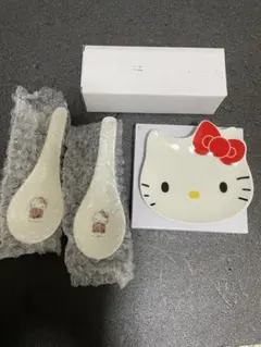 ハローキティ　レンゲ　お皿　小物入れのサムネイル