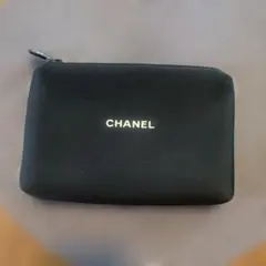 CHANELノベルティポーチのサムネイル