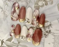 ネイルチップ　即購入ok レッド　ホワイト　マグネット　雪　冬　クリスマス