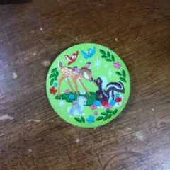ディズニー バンビ 刺繍缶バッジのサムネイル