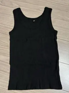UNIQLOタンクトップ　ブラック Mサイズ
