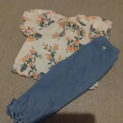 【petit main】花柄トップスとパンツセット 100