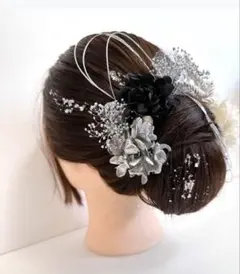 no.4890 成人式髪飾り　成人式　髪飾り　ヘアアクセ　銀箔　水引　シルバー
