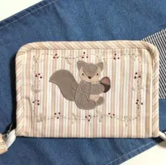 ポーチ 収納ケース りす 刺繍