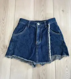 デニムショートパンツ カットオフデザイン キッズ ジュニア　140cm 女の子