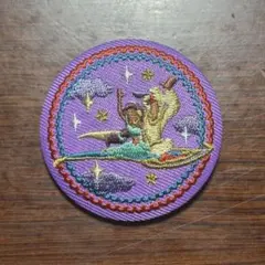 ディズニー　刺繍缶バッジ　アラジン