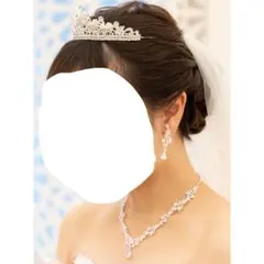 キュービックジルコニア3点セットイヤリングティアラ ネックレスウェディング結婚式