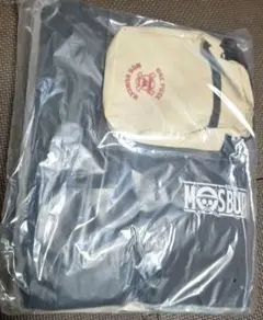 【限定品・新品】モスバーガー　ワンピース　コラボグッズ【箱なし】