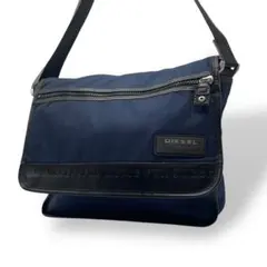 美品 ディーゼル メッセンジャーバッグ ショルダーバッグ 大容量 斜め掛け