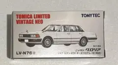 ③トミカリミテッドヴィンテージネオ ニッサン グロリア 4ドアセダン200ターボ