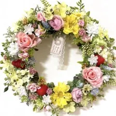 フラワーリース・ナチュラルリース・春リース（バラ&ビオラ&いちご）
